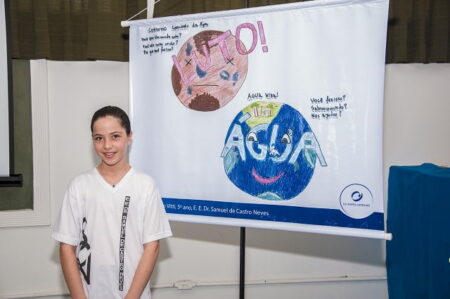 Em 2014, a aluna Sofia Fialho Vitti foi a vencedora na categoria Desenho com o tema Ãgua - Foto: DivulgaÃ§Ã£o