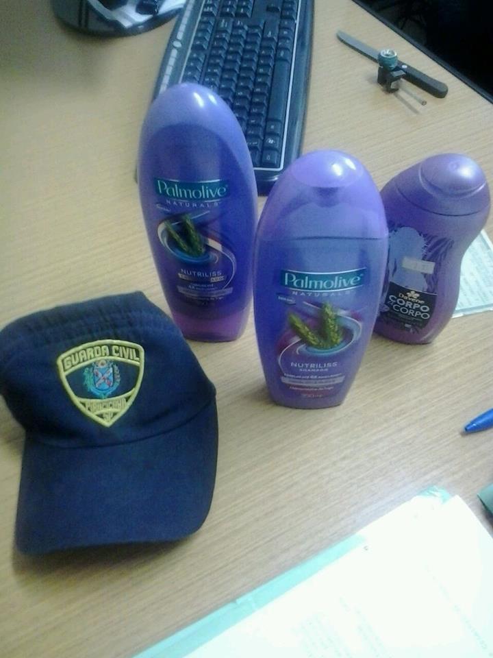 Homem rouba shampoo e vai preso