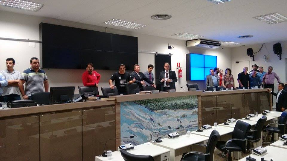 Vídeo mostra confusão em audiência pública na Câmara