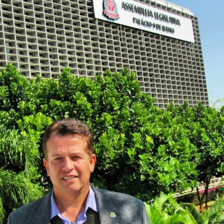 Vereador solicita reparos na Rodoviária de Águas de São Pedro