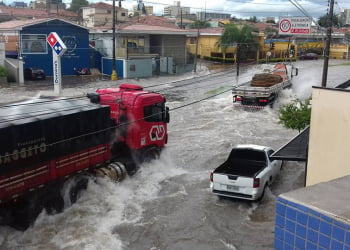 Avenida Visconde de Rio Claro - Foto: Mchele Máximo / Gupo Rio Claro - SP