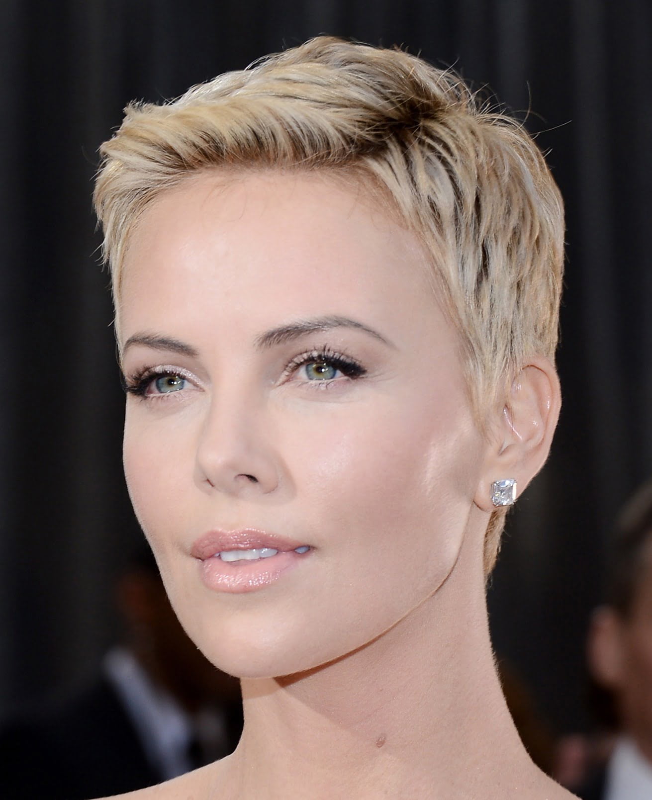 Charlize Theron: Os Melhores Looks da Diva! Charlize Theron: Os Melhores Looks da Diva!