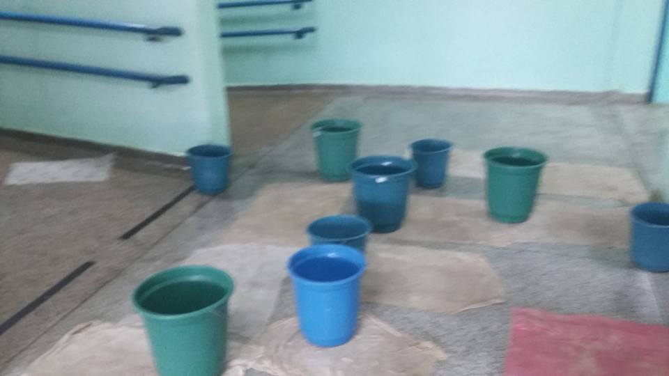 Prefeitura de Piracicaba faz manutenção no telhado de escola do Santa Rosa