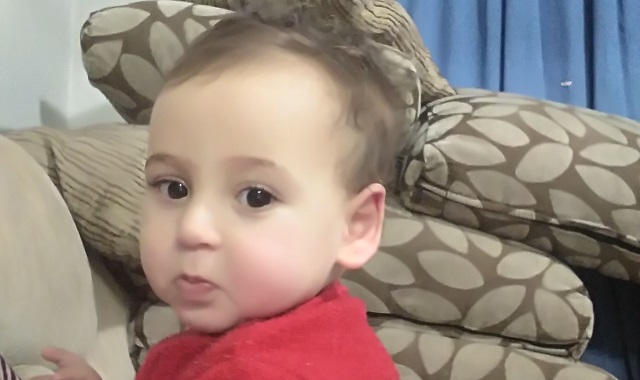 Rapaz não aceita fim do relacionamento e some com bebê de um ano em Piracicaba