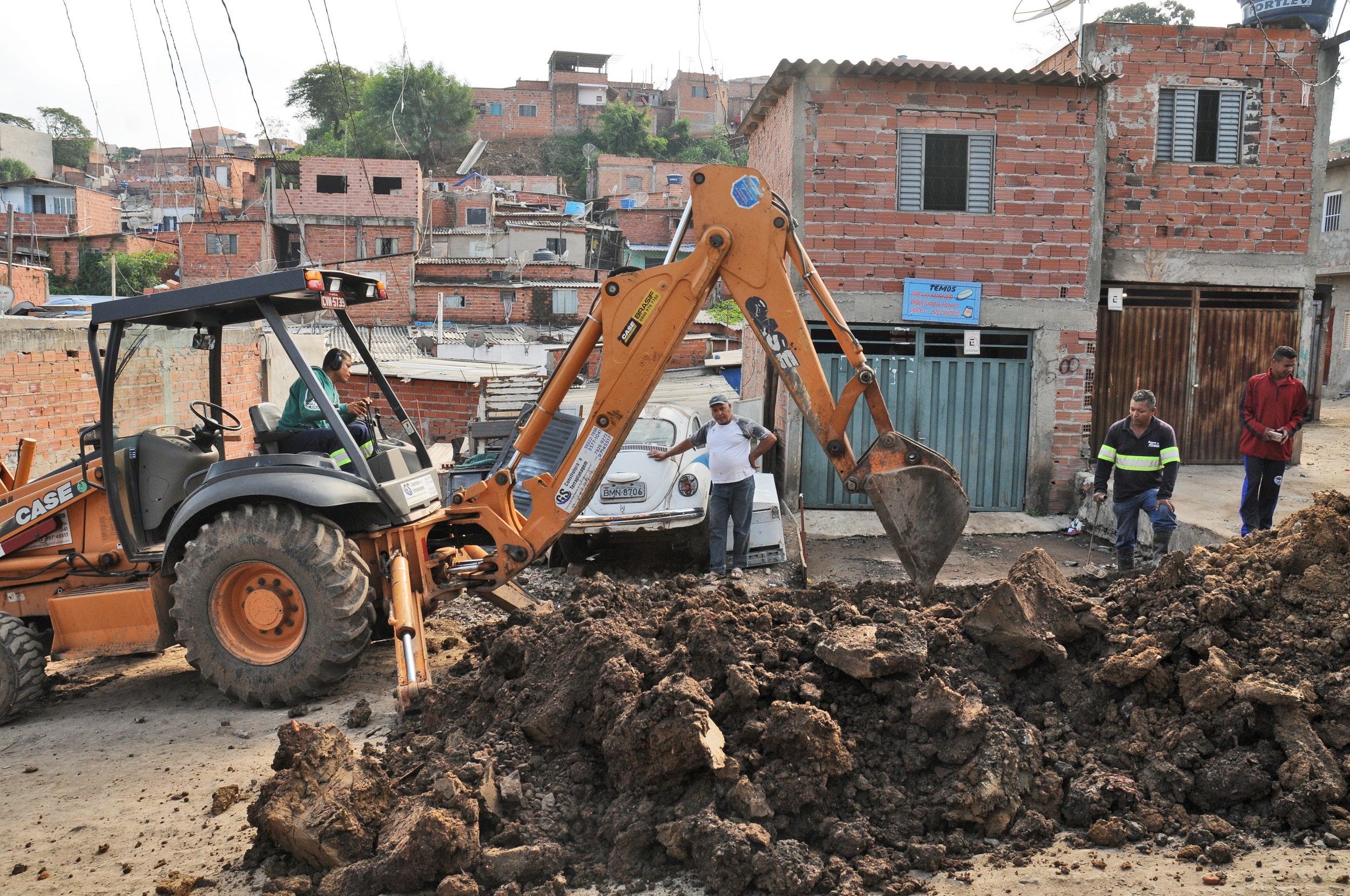 Ações de urbanização continuam nas comunidades Portelinha e Frederico, em Piracicaba