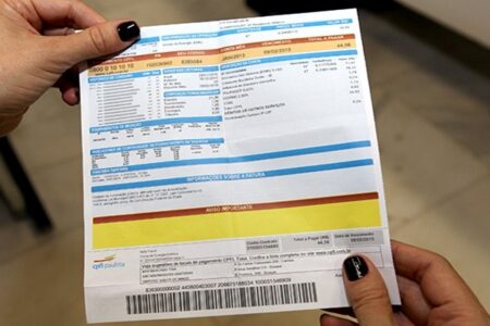 Câmara aprova projeto que proíbe corte de luz e água nos fins de semana e feriados