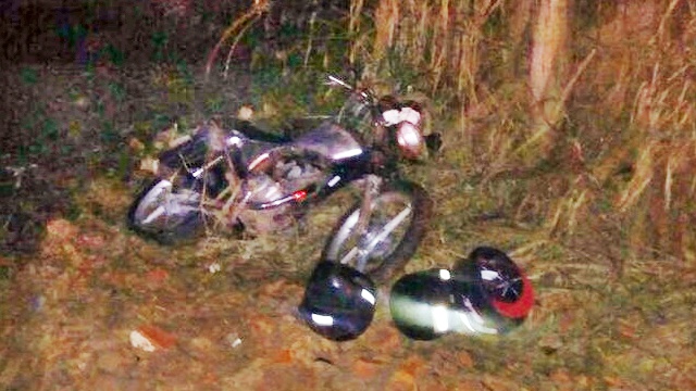 Jovem de 21 anos morre em acidente de motocicleta e outras três ficam feridas