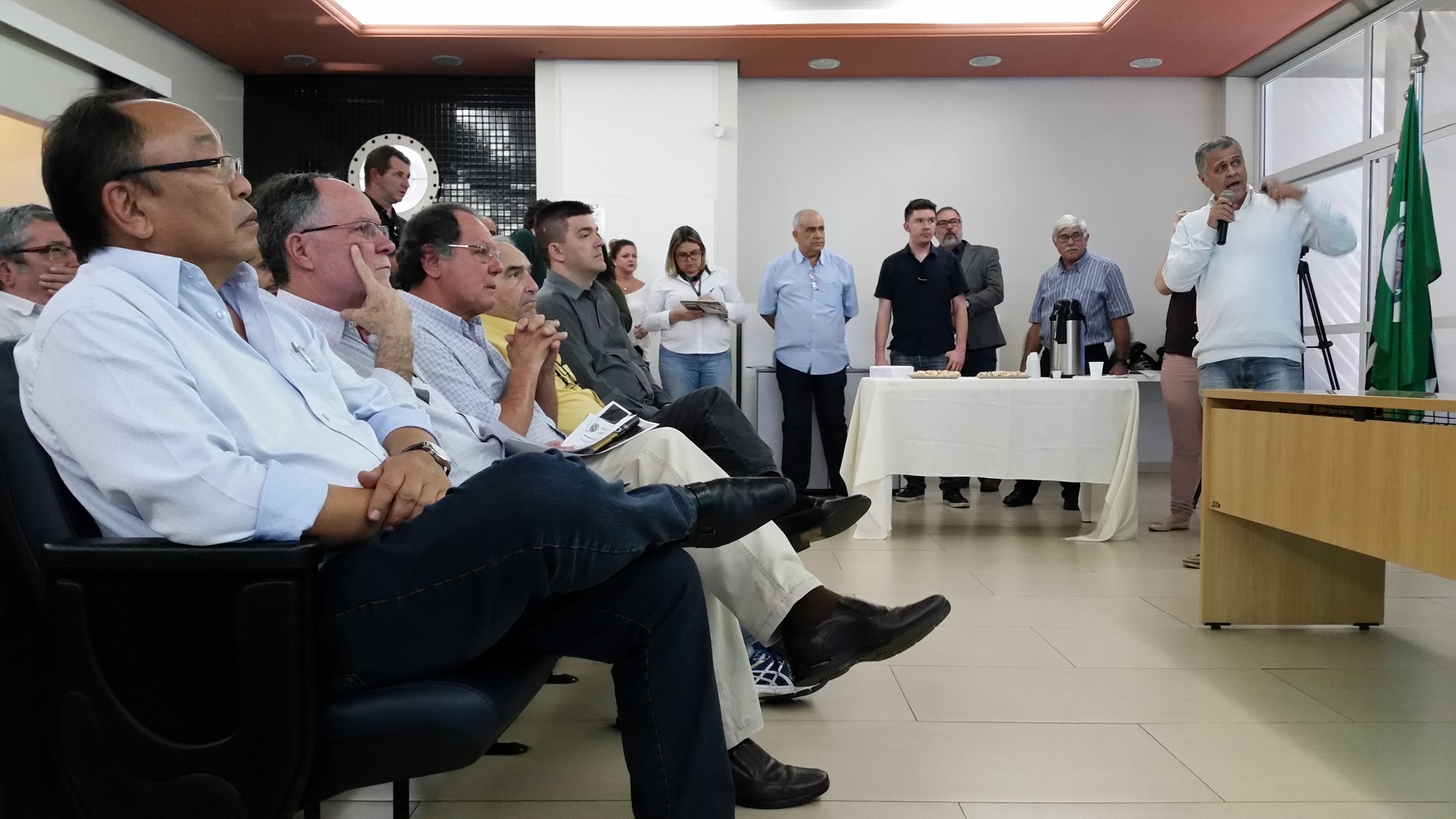 Motoristas jovens são o público-alvo de nova campanha de trânsito da Prefeitura