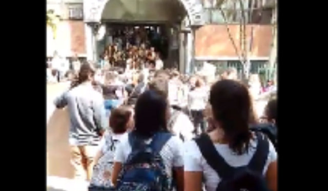 Estudantes do Colégio Piracicabano fazem protesto em Piracicaba