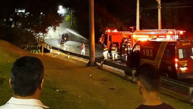 Engavetamento entre quatro carros deixa homem ferido em Piracicaba