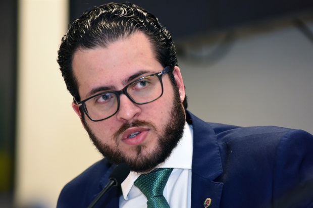 Matheus Erler apela em defesa dos servidores do INSS