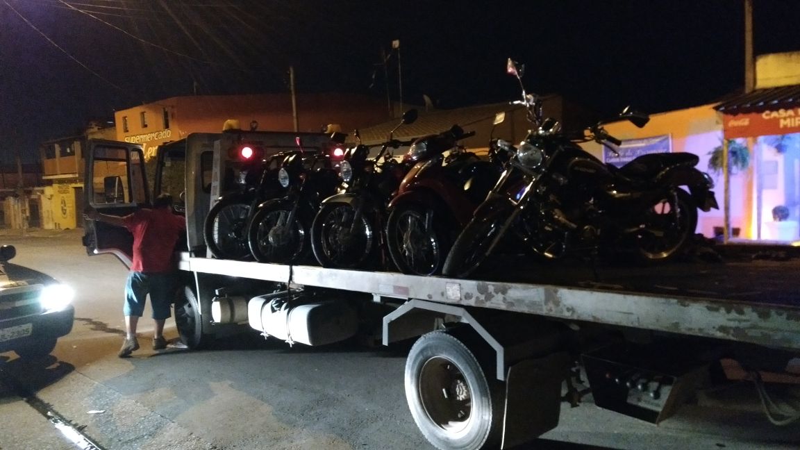 PM acaba com ‘pancadão’ em Piracicaba e apreende cinco motocicletas