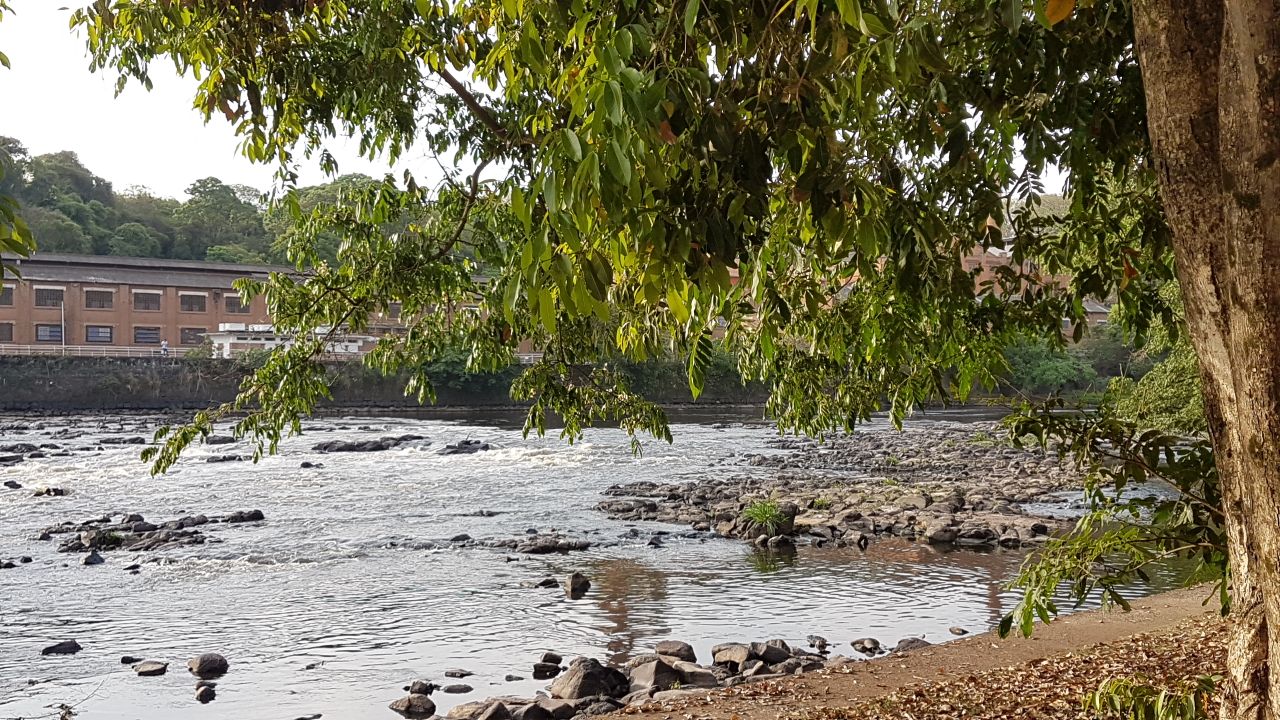 Bombeiros seguem procura por jovem desaparecido no Rio Piracicaba