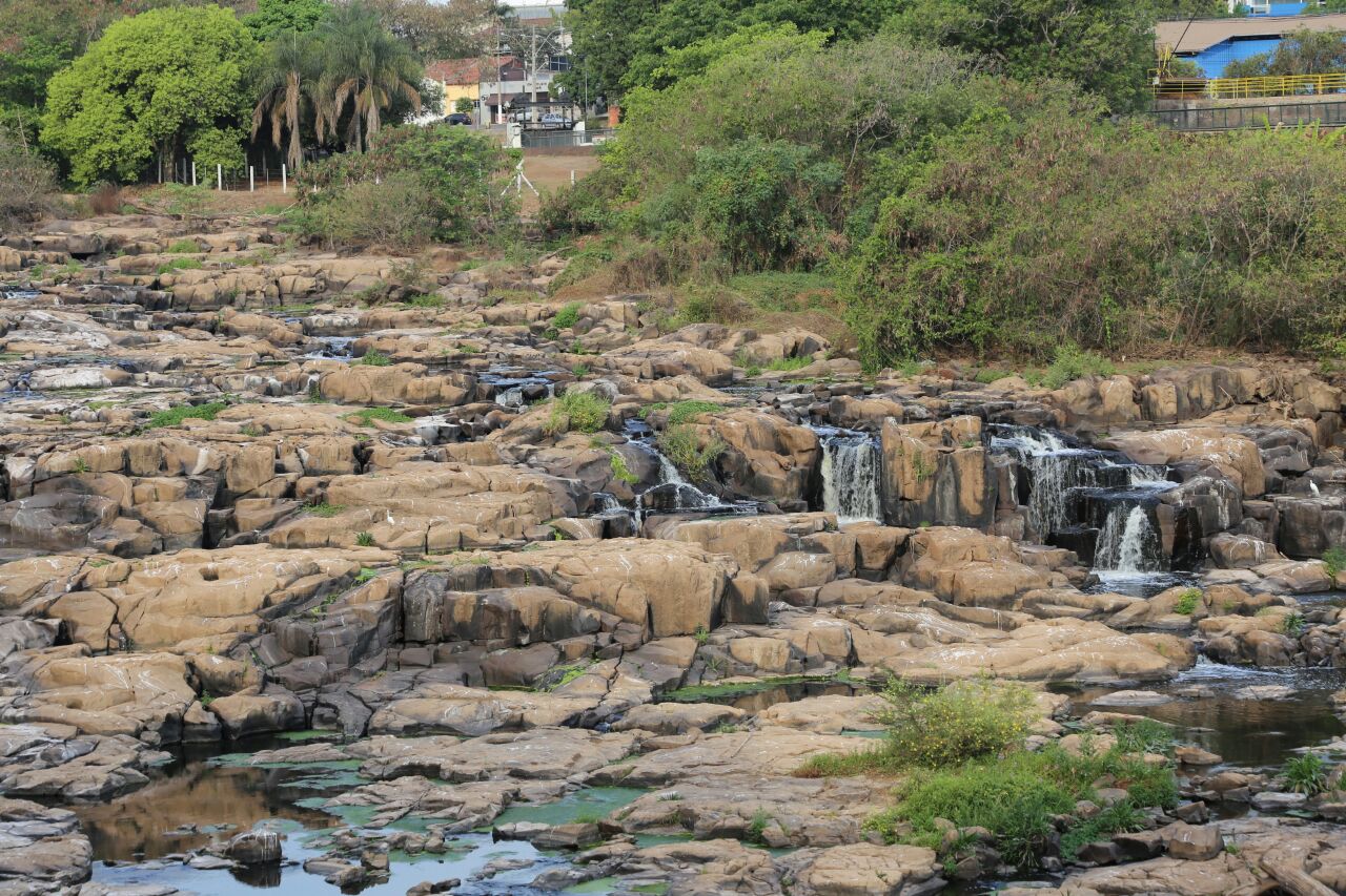 Sem chuva, rio Piracicaba continua em estado crítico