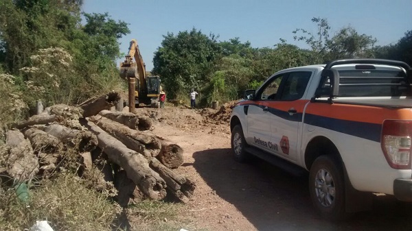 Ponte sobre ribeirão na região do Paredão Vermelho, em Piracicaba, é reconstruída