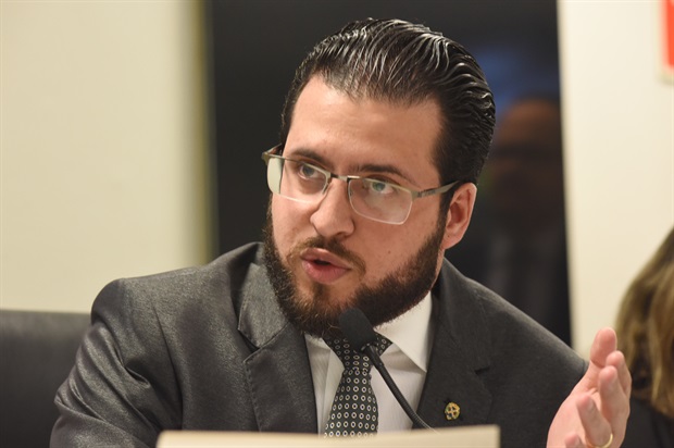 Baixo orçamento para a cultura é questionado por Matheus Erler