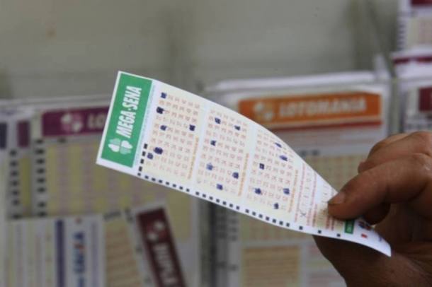 Mega-Sena 2158 pode pagar R$ 70 milhões neste sábado (08)