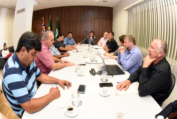 Com Sindicato, Câmara amplia debate sobre Plano de Carreira dos Professores em Piracicaba