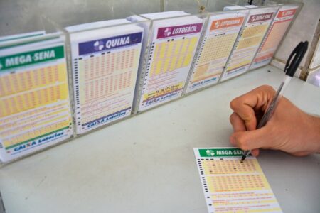 Resultado dos jogos da Loterias Caixa de hoje (26): Lotofácil, Quina e Lotomania mega sena mega-sena