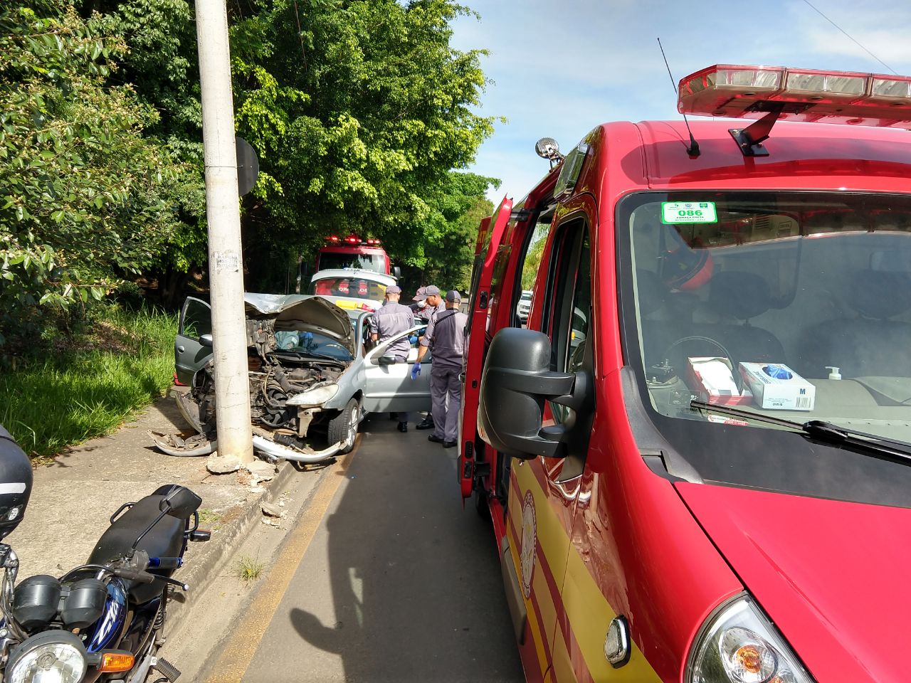 Mulher sofre acidente de carro na manhã de hoje (5), em Piracicaba