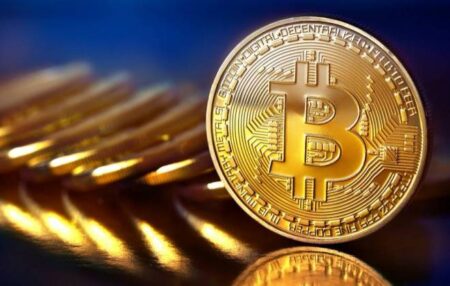 Bitcoint Ã© uma moeda virtual que vem conquistando espaÃ§o na economia