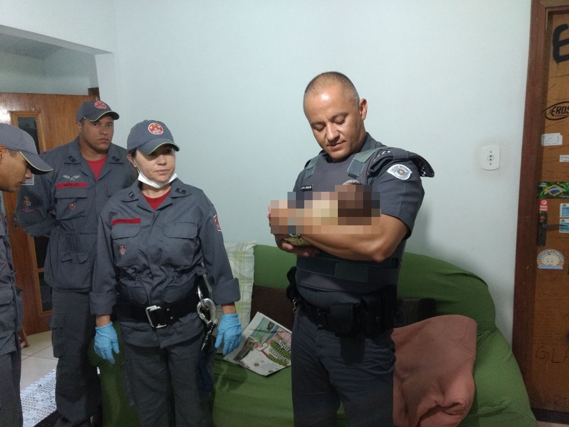 Policiais militares salvam bebê de quatro dias, em Piracicaba