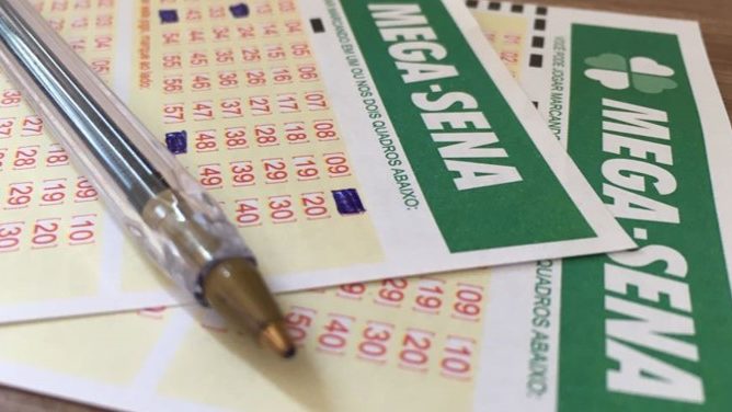 Mega-Sena 2165 sorteia prêmio de R$ 34 milhões nesta quarta (03); confira o resultado