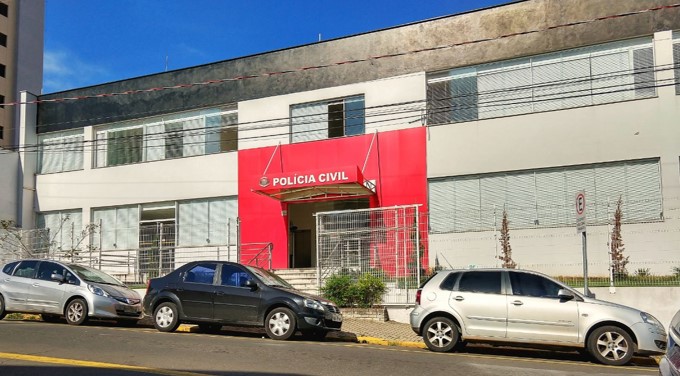 Mulher vai parar no hospital após mordida na língua, em Piracicaba (SP)