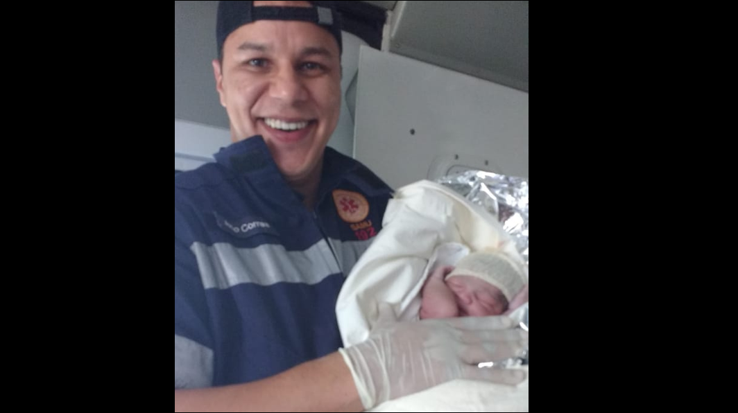 SAMU é acionado para socorrer gestante, mas acabam realizando o parto