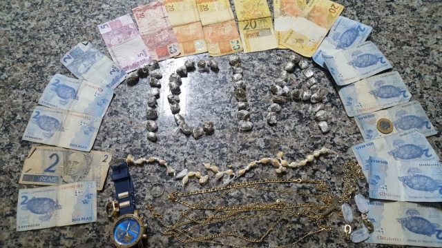 PM apreende maconha e crack durante patrulhamento em Piracicaba