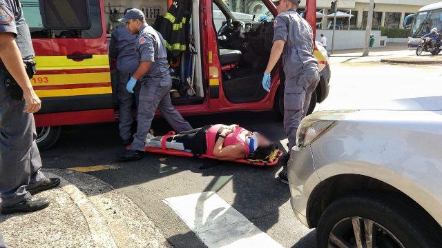 Mulher de 62 anos é levada a Unimed após atropelamento, em Piracicaba piracicaba