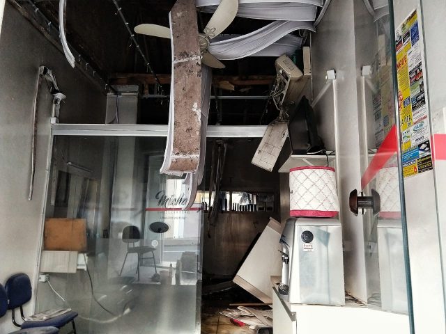 Incêndio destrói comércio e mobiliza bombeiros, em Piracicaba piracicaba