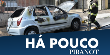 carro pega fogo no centro de piracicaba