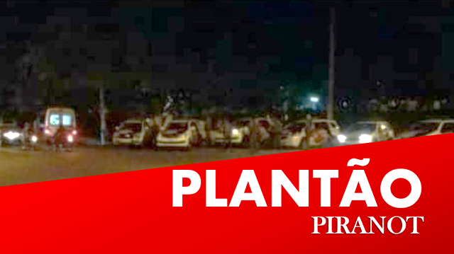 PM mantém cerco e revista carros e moradores na entrada e saída do Bosque