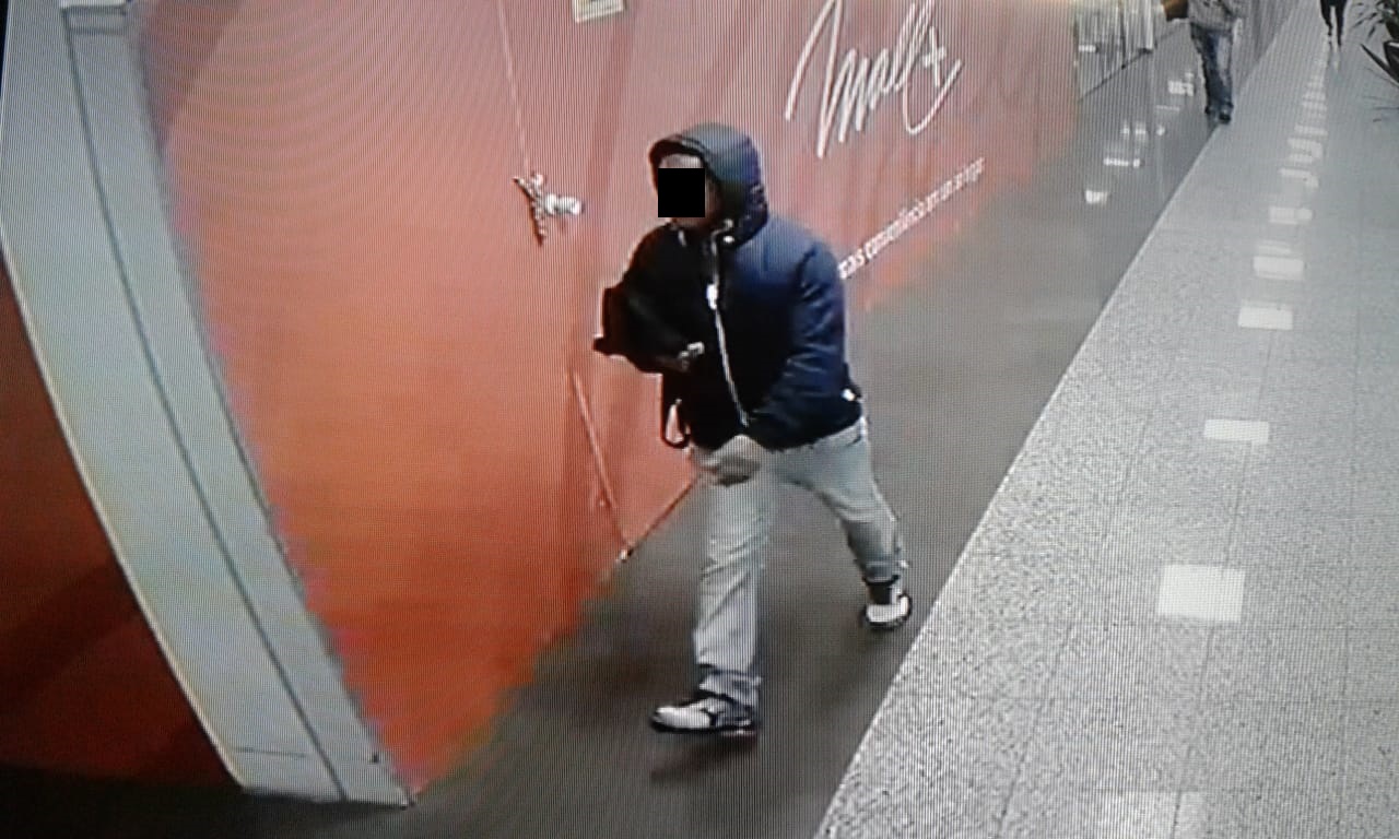 Assaltantes invadem loja em Piracicaba e furtam R$ 7,6 mil em produtos