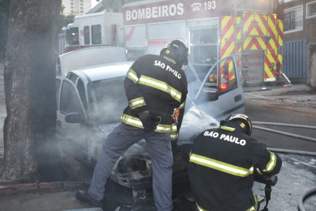 Fogo na PaulicÃ©ia, em Piracicaba