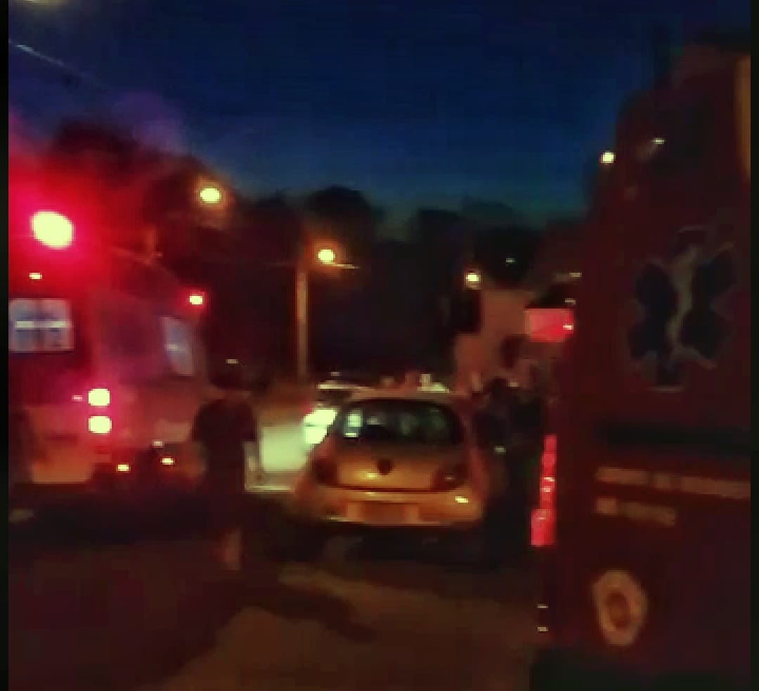 Acidente entre carro e moto deixa duas vítimas, em Piracicaba