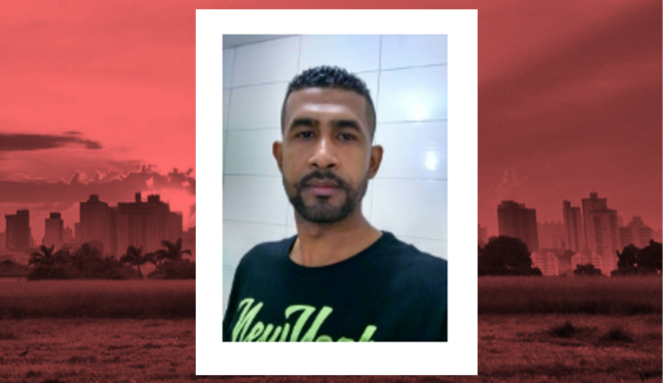 Motoqueiro de 35 anos morre após colidir na traseira de um caminhão