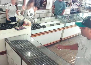 Roubo a joalheria em Capivari
