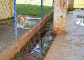 Obras para drenagem de águas pluviais serão realizados na EM Edilene Marli Borghese. Foto: Fernanda Schmidt