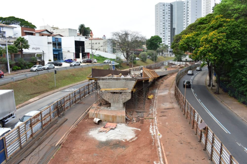 1/3 da alça de acesso do Viaduto da Rosário, em Piracicaba, está concluído