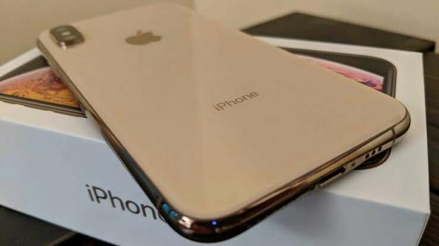 Procon multa Apple em R$ 10 milhões por celulares sem carregador
