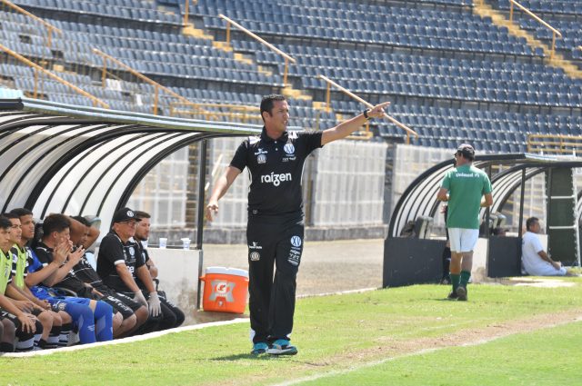 Técnico da equipe Sub-17 do XV de Piracicaba deixa o clube XV de Piracicaba