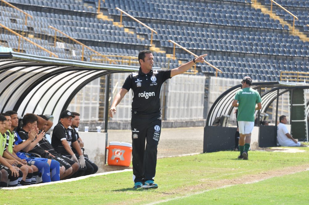 Técnico da equipe Sub-17 do XV de Piracicaba deixa o clube