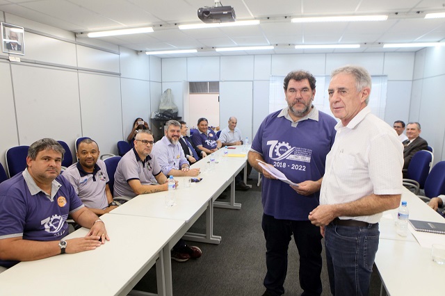 Sindicato dos Metalúrgicos aprova reajuste salarial de 4% para 2019