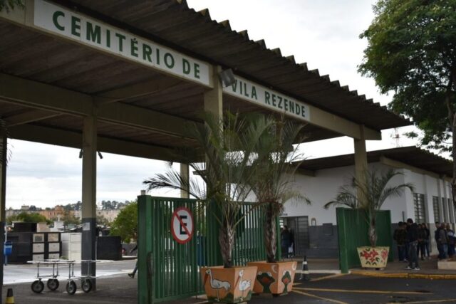Cemitério da Vila Rezende