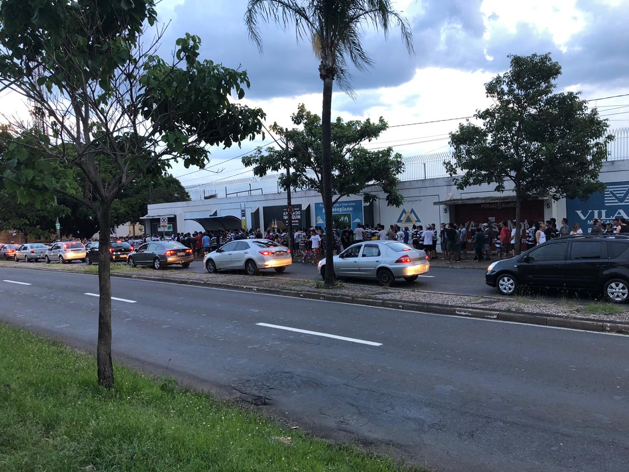 Falta de organização em jogo do XV de Piracicaba gera críticas ao clube