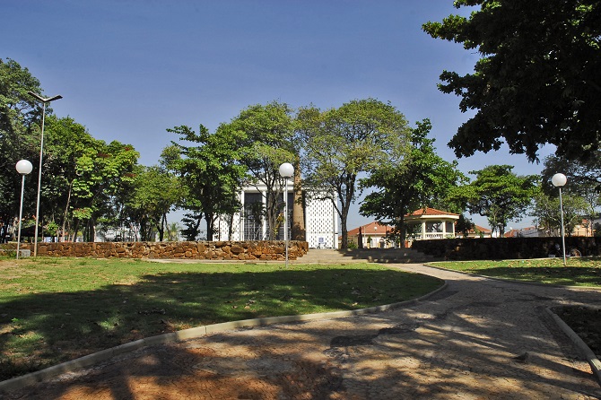 Obra de revitalização da Praça Imaculada Conceição é concluída