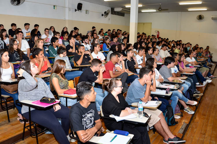 Cursinho gratuito oferecido pela Prefeitura de Piracicaba recebe inscrições