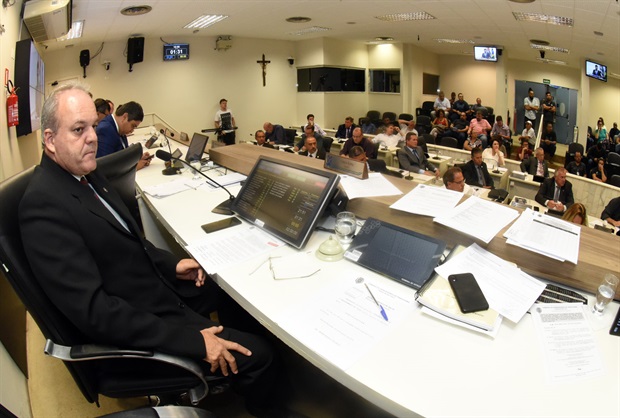 Vereadores de Piracicaba aprovam audiência sobre falta de água na cidade